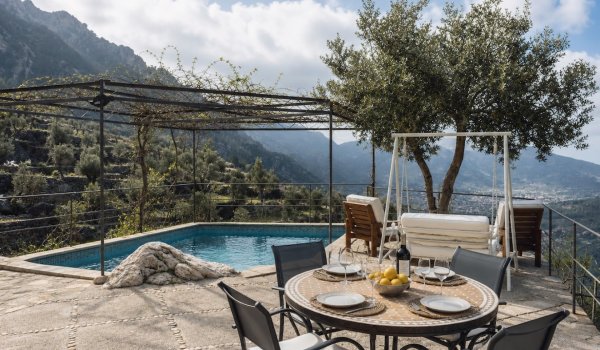 authentic-tramuntana-retreat-with-holiday-license-for-sale-biniarraitx_l