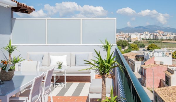 bright-penthouse-with-spacious-terrace-by-the-sea-for-sale-molinar.7_l