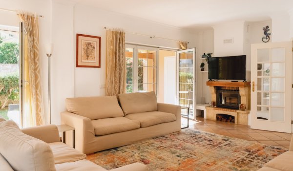 charming-home-in-a-gated-community-with-swimming-pool-for-sale-santa-ponsa.7_l