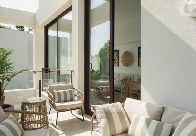 contemporary-penthouse-with-a-private-rooftop-pool-and-sea-view-for-sale-san-agustin.16_l
