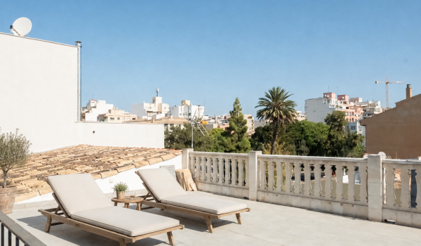 duplex-penthouse-full-of-character-with-two-terraces-in-santa-catalina-palma.1_l