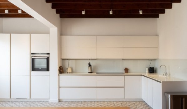 duplex-penthouse-full-of-character-with-two-terraces-in-santa-catalina-palma.39_l