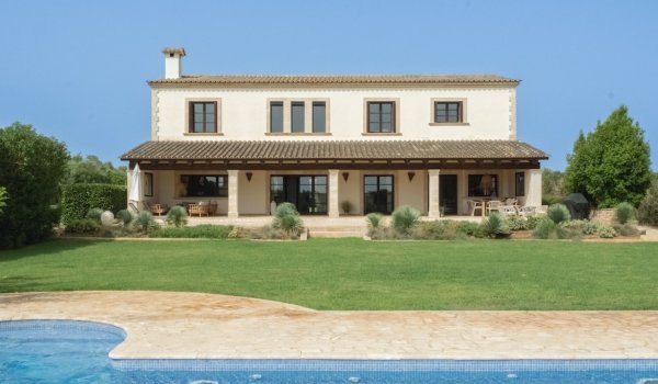 exeptional-finca-with-swimming-pool-and-complete-privacy-for-sale-llucmajor_l