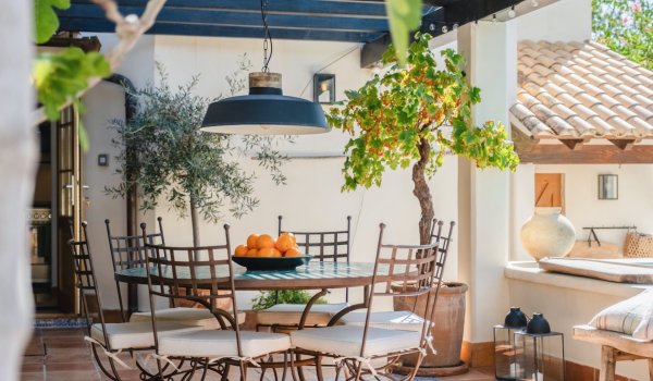 mediterrean-home-with-poo-garden-and-sea-view-in-genova-for-sale-palma.11_l