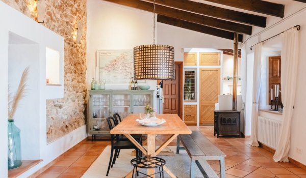 mediterrean-home-with-poo-garden-and-sea-view-in-genova-for-sale-palma.9_l