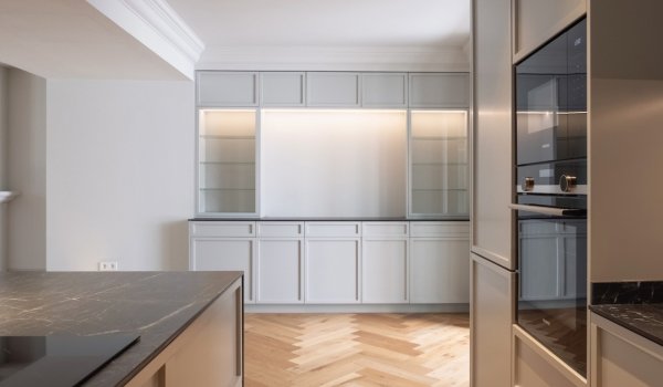 refined-palace-apartment-with-terrace-in-a-restored-historic-building.20_l