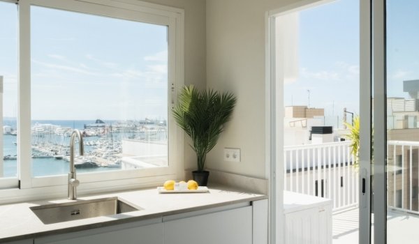 sun-filled-penthouse-with-spectacular-terrace-and-sea-view-for-sale-santa-catalina.6_l